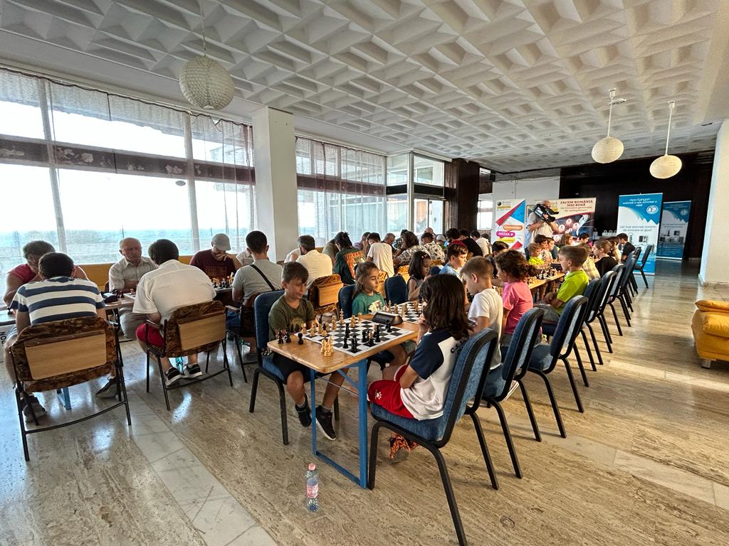 Sala Hotelului Forum amenajată pentru un eveniment